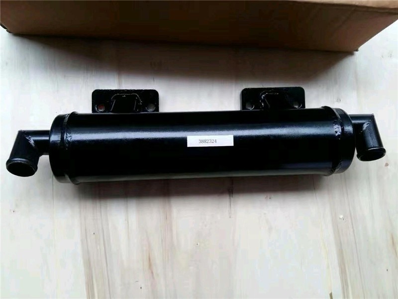 L10 oil cooler 3882324